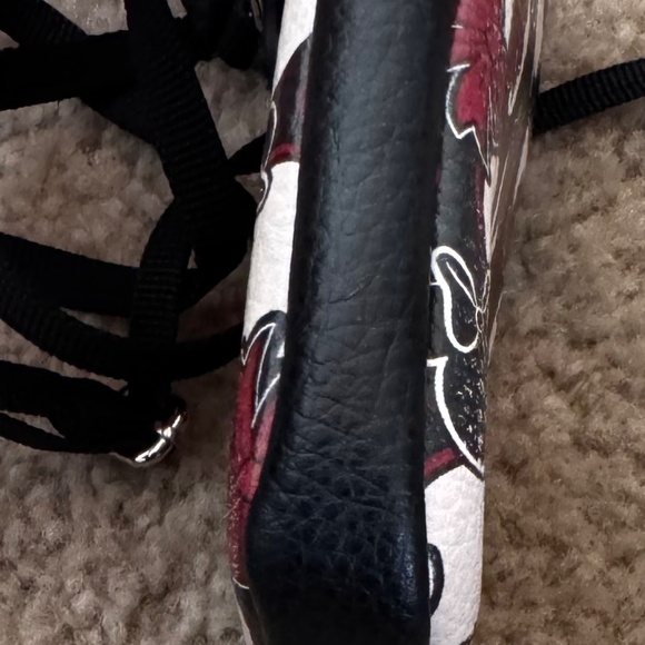 Disney Minnie Mouse zippered phone case with shoulder strap - Picture 6 of 6